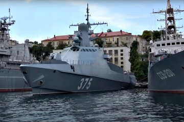 ВМФ РФ в Крыму. Фото: скриншот YouTube-видео.
