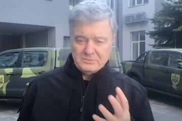 Романенко: "порохоботы, не превращайте Залужного в Порошенко…"