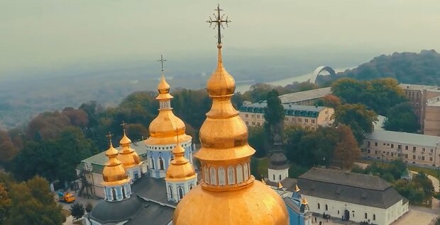 Кінець Москві: Українська церква стала самостійною і відреклася від Кирила