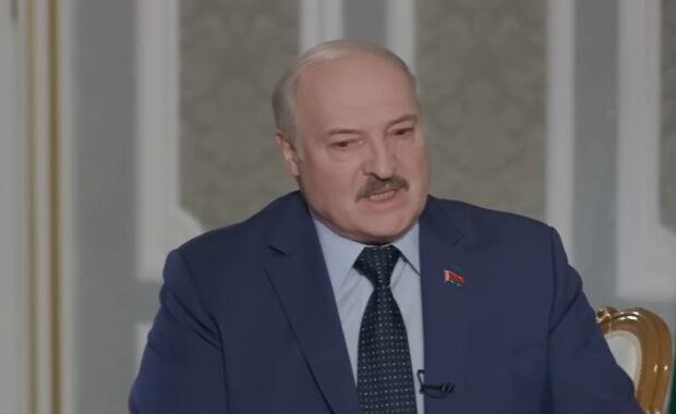 Лукашенко вторгається в Україну. Направлені війська. Перша заява