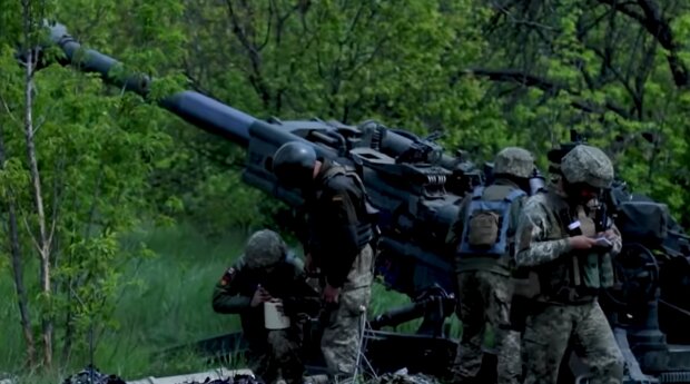 Вони вже в Україні: як ЗСУ луплять з американських гаубиць по загарбникам. Відео