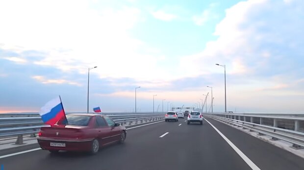 Падіння Кримського мосту: запустили сайт зі зворотним відліком. Залишилося мало